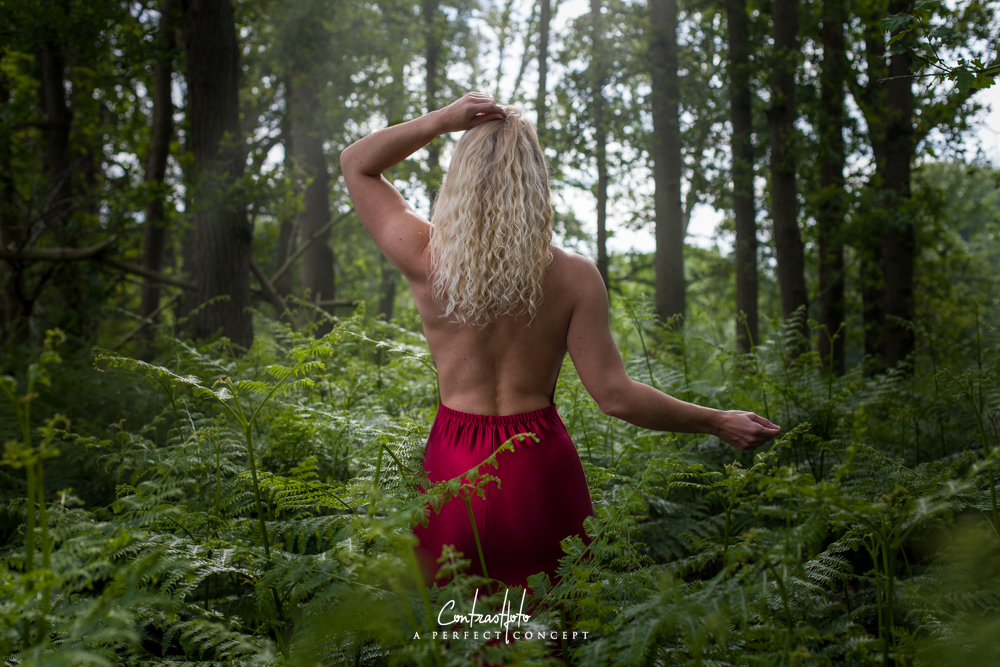 Model:Britt v thart, Styling:team