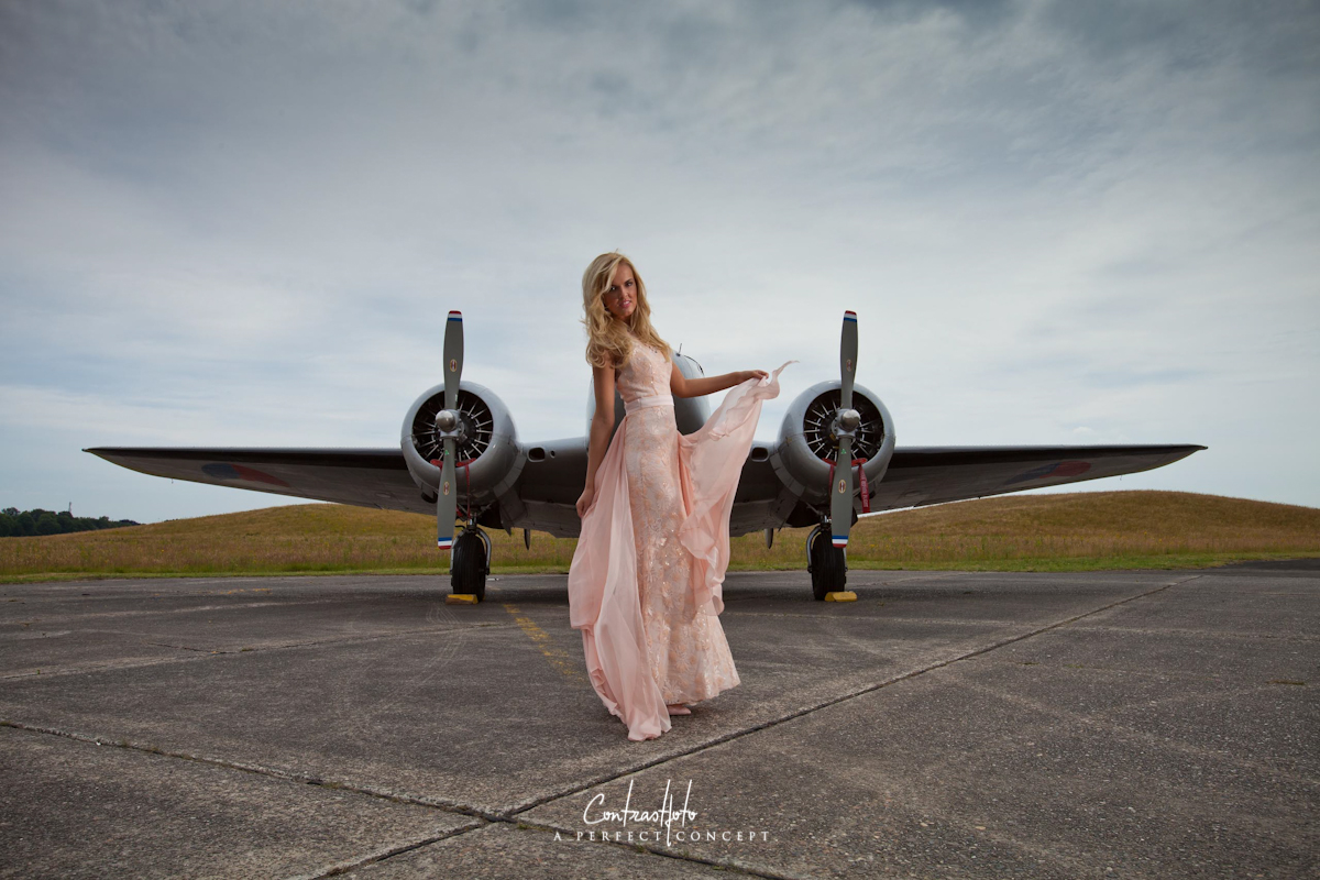 Pin up and planes